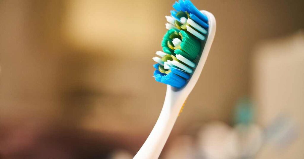 Why Choosing the Right Toothbrush is Important for Your Dental Health